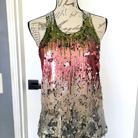 NWOT Elizabeth and James Marla Ombre Sequin Embellished Tank Top Size S - Picture 4 of 10
